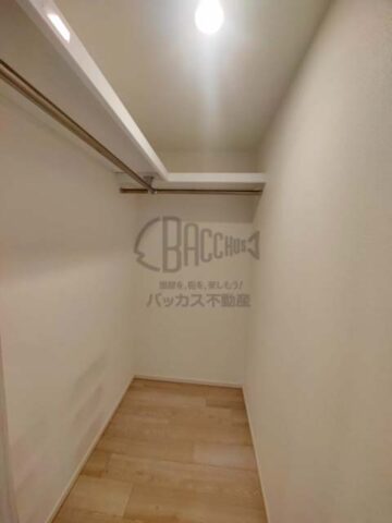 パークリュクス大阪天満 1LDK+WIC 35.00㎡